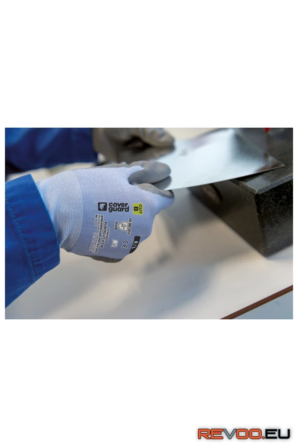 Eurocut P318 vékony, 18 kötés, vágásbiztos, PU tenyér   Coverguard 1CRPB 3.