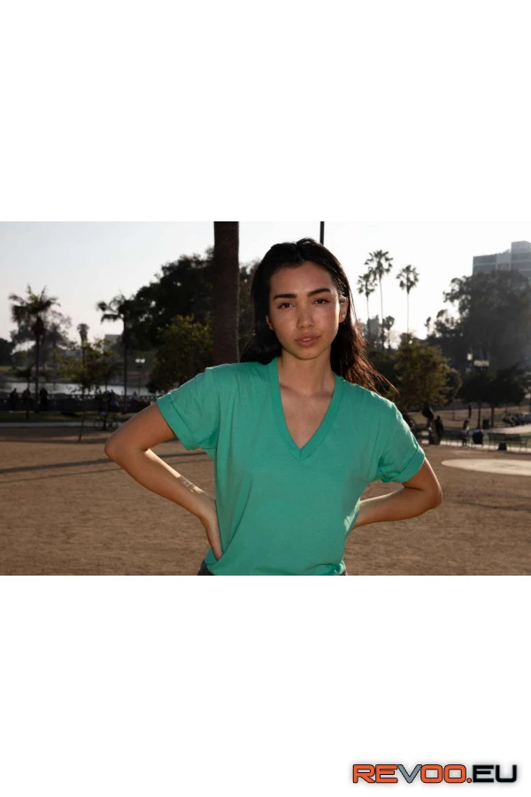 Finom V-nyakú póló American Apparel AA2456 3.