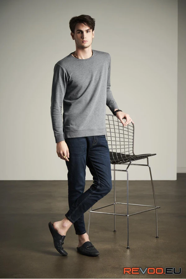 Könnyű frottír környakas Anvil AN73000 1.