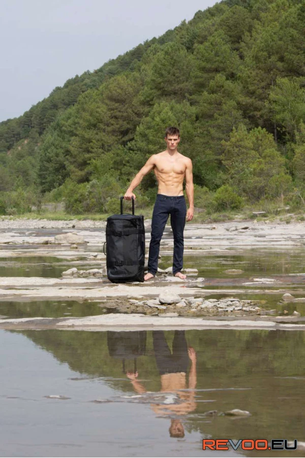 Backline vízálló gurulós bőrönd-nagy méret   Kimood KI0840 2.