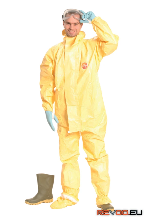 Tychem 2000C vegyszerálló zoknival   Dupont MO40720 2.