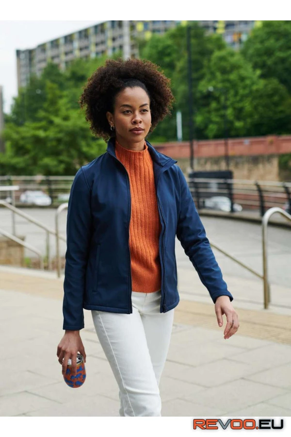 Ablaze női feliratozható softshell dzseki   Regatta RETRA629 3.